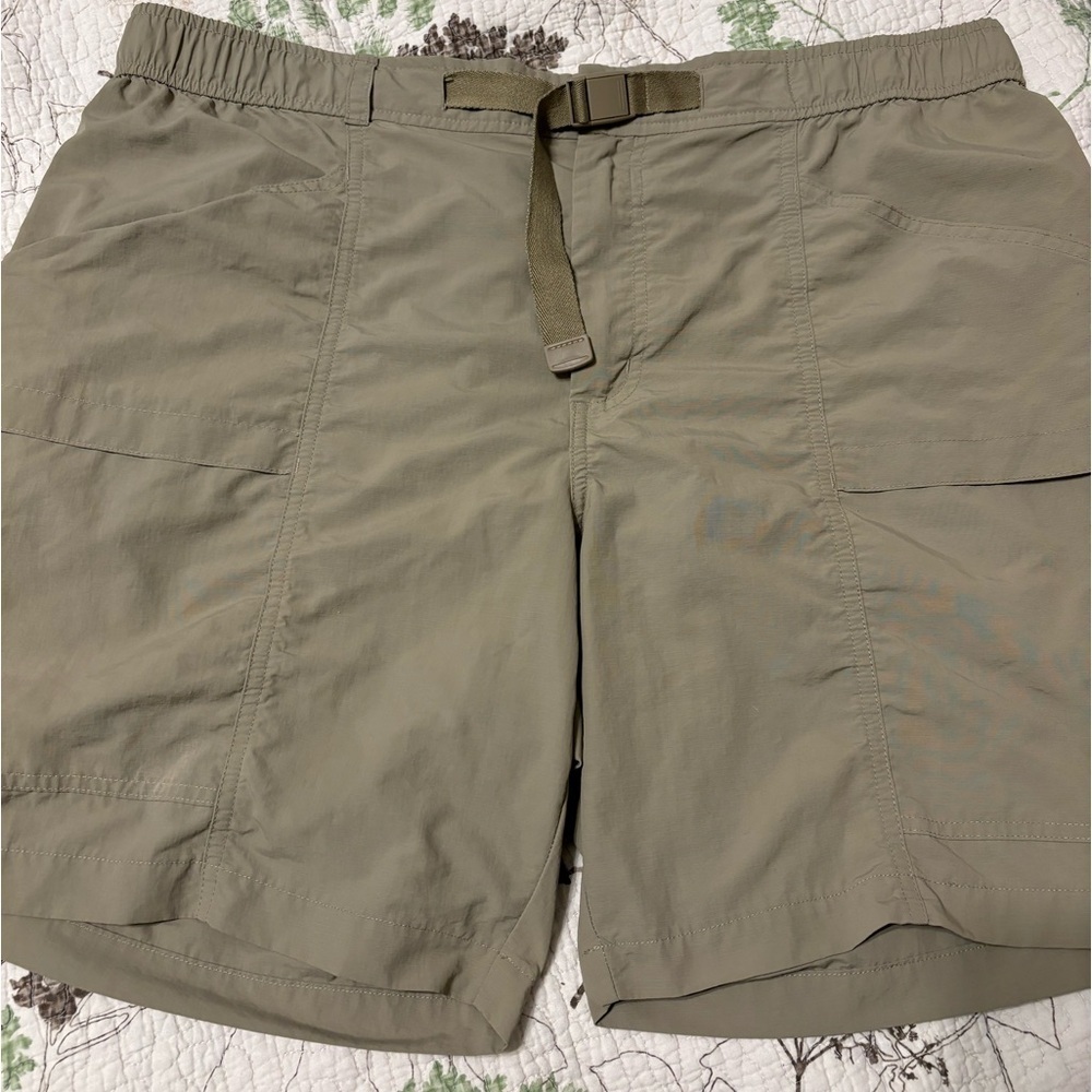 Eddie Bauer lightweight shorts fishing XL